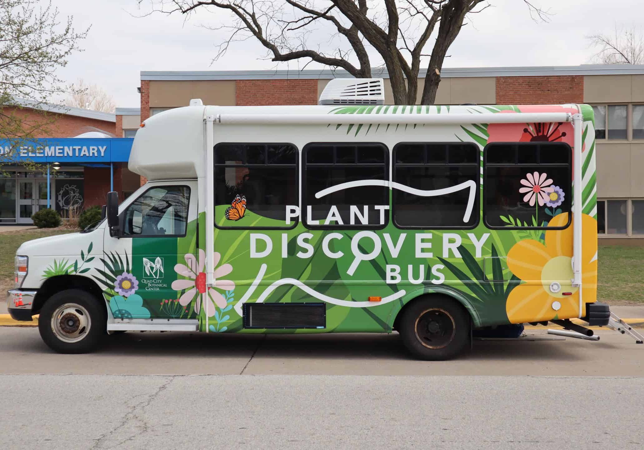 Mobile plant discovery bus promoting environmental education and community outreach programs.